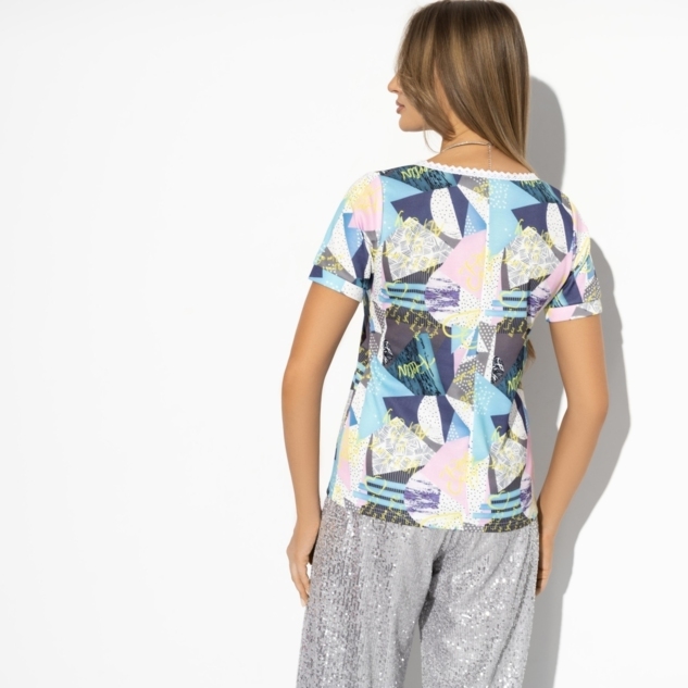 Футболка Любовь рядом (яркая) 