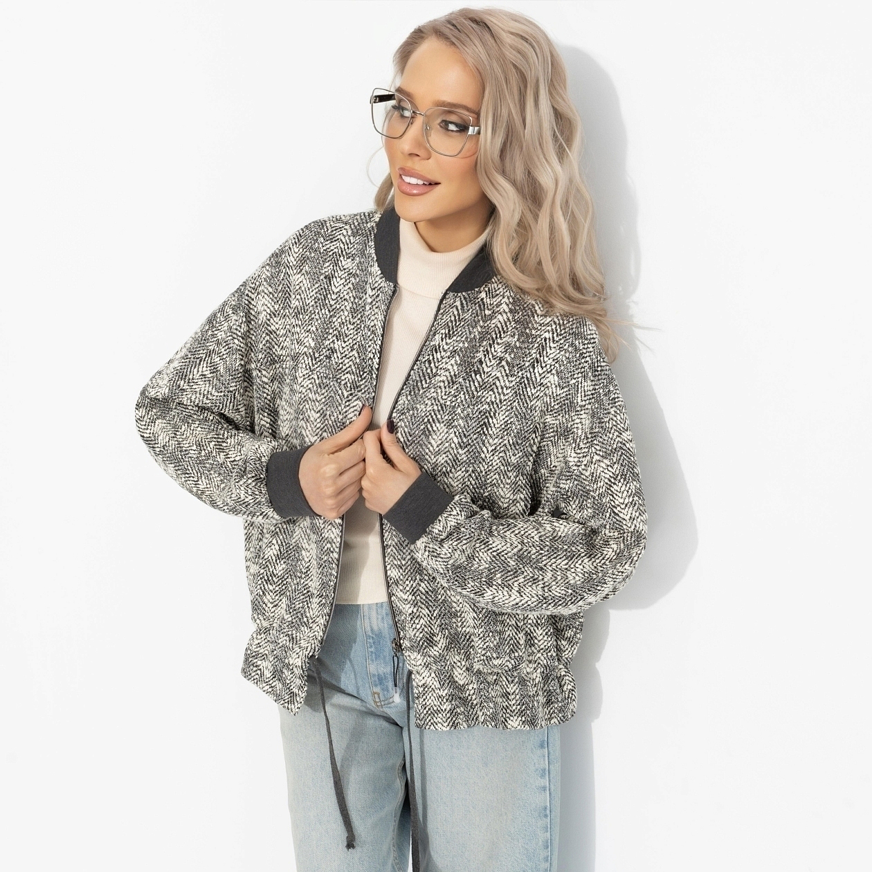 Бомбер Эпичный шик (фэшн). Состав: 50% хлопок, 10% вискоза, 35% п/э, 5% спандекс