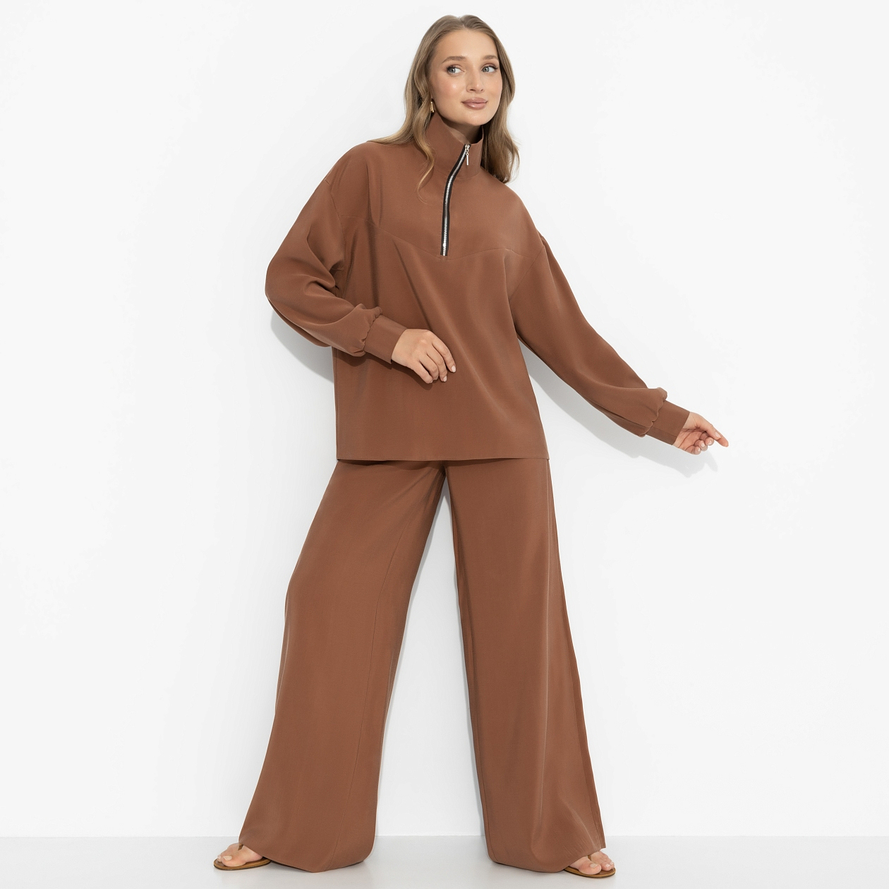 Брючный комплект На уровне ощущений. Состав: 88% вискоза, 12% п/э