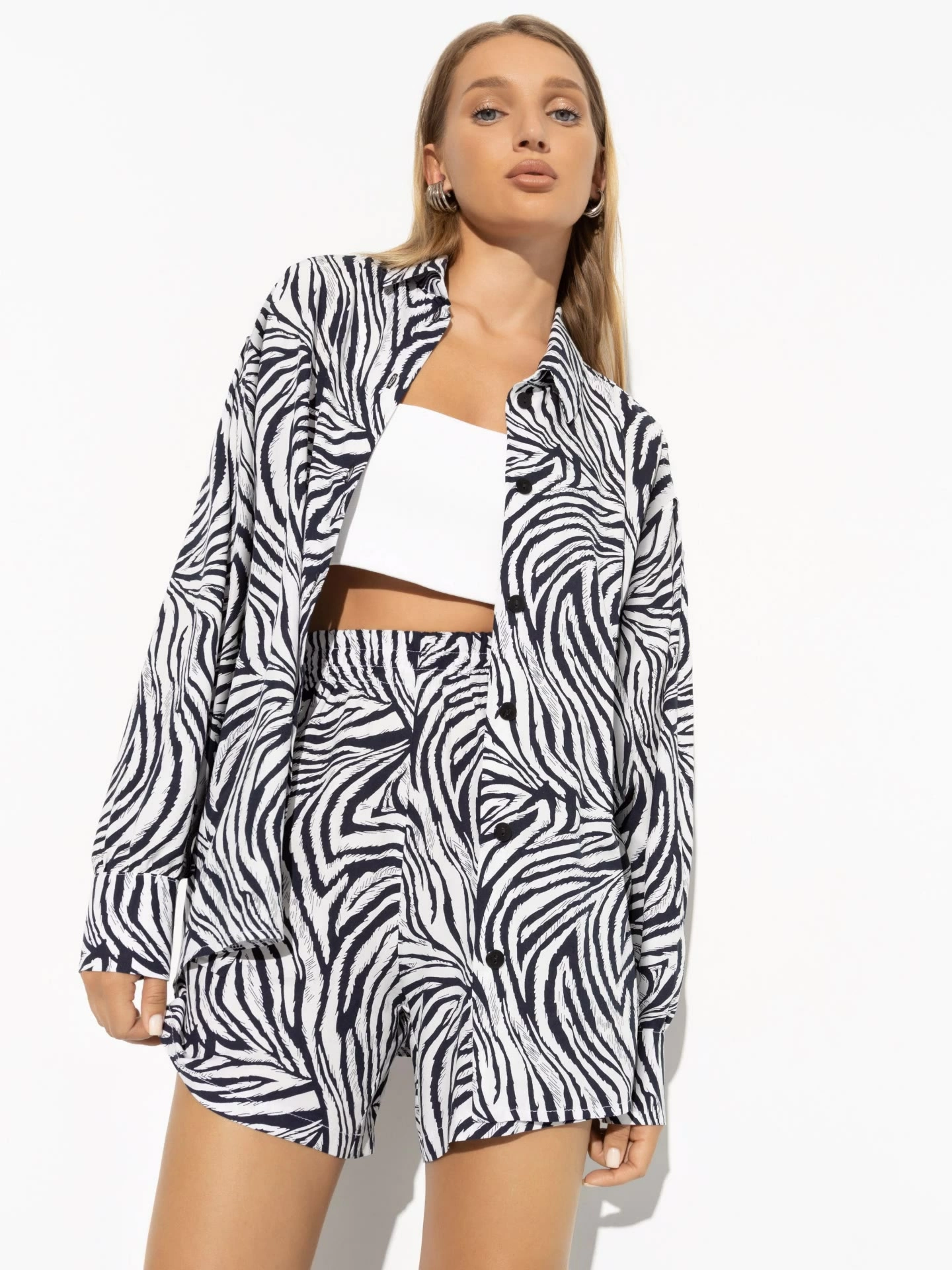 Своя среди звезд (2 в 1)