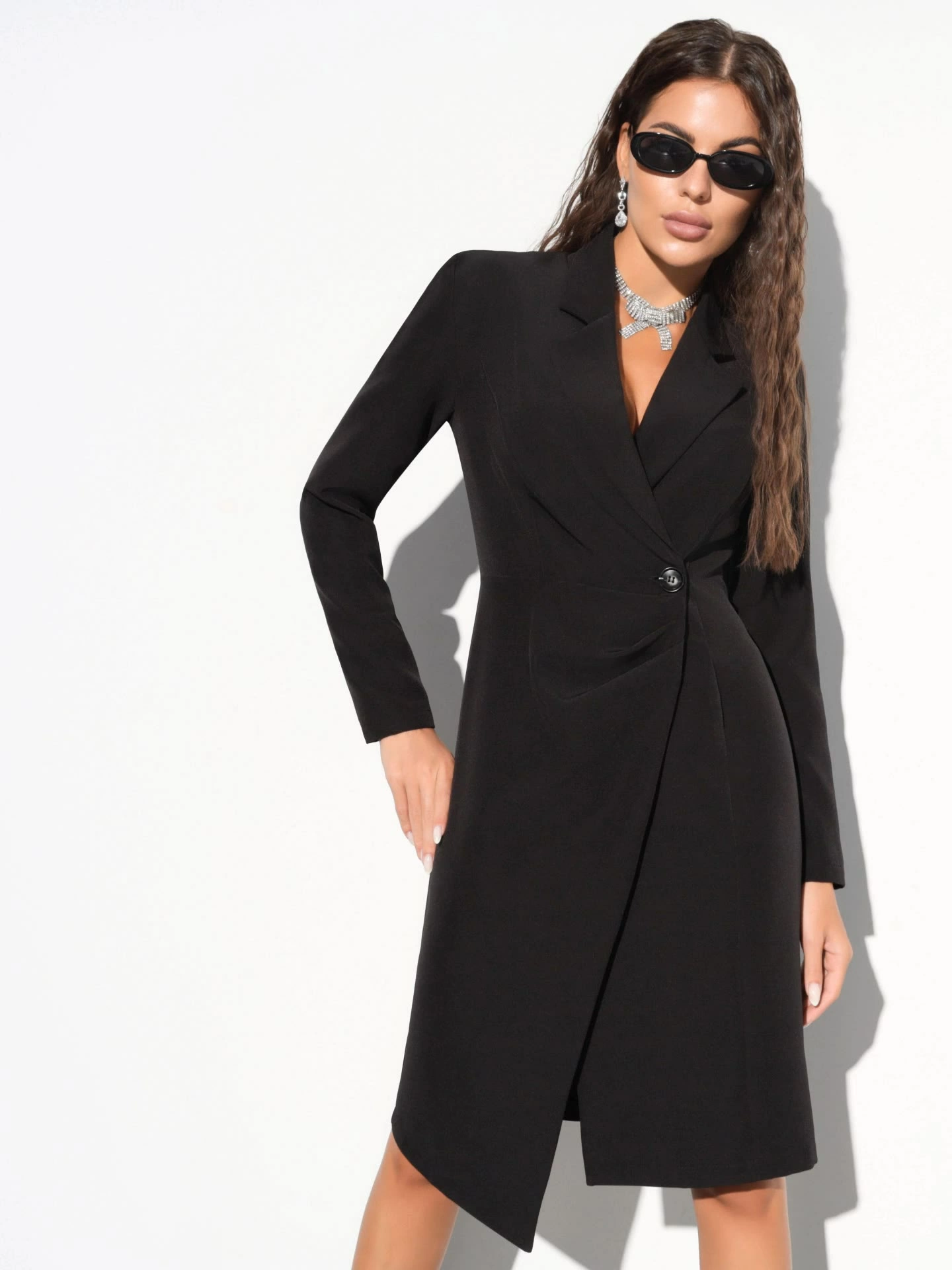 Скрытые мотивы (total black)