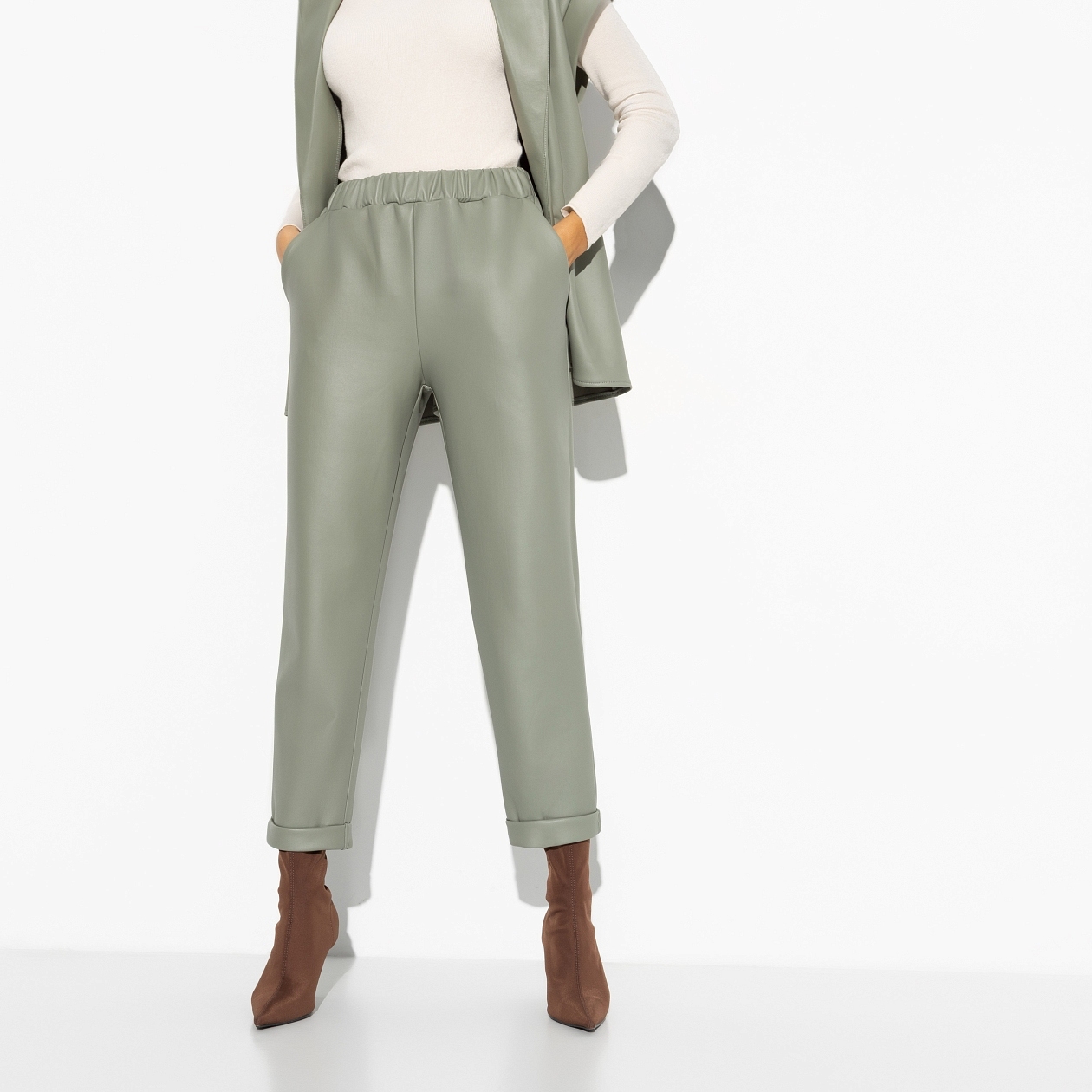 Брюки Круче всех (light green). Состав: 95% п/э, 5% спандекс