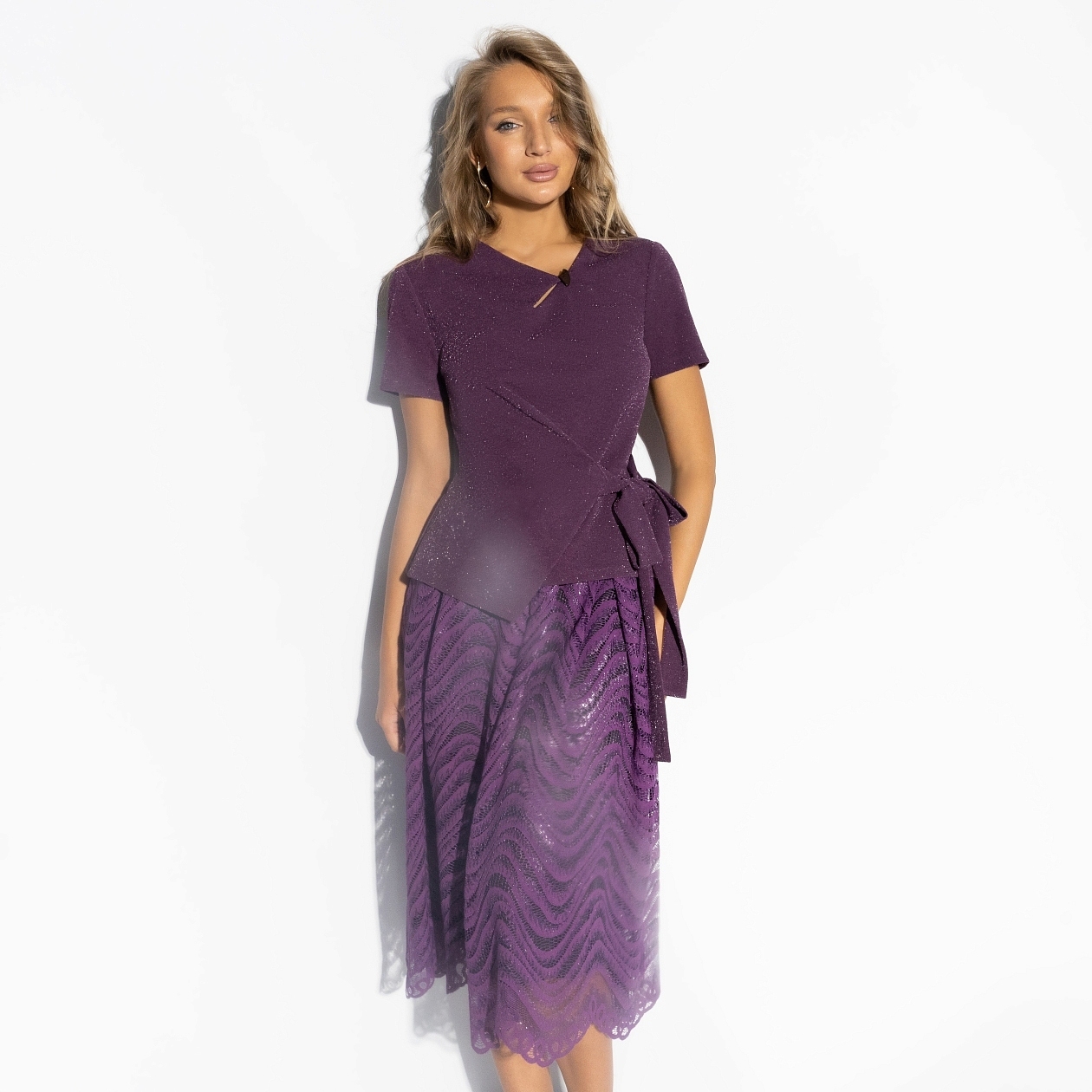 Больше чем стиль (2 в 1, фиолетовый). Купить женские костюмы & двойки оптом от производителя. Костюм с юбкой Больше чем стиль (2 в 1, фиолетовый). Состав: 95% п/э, 5% спандекс