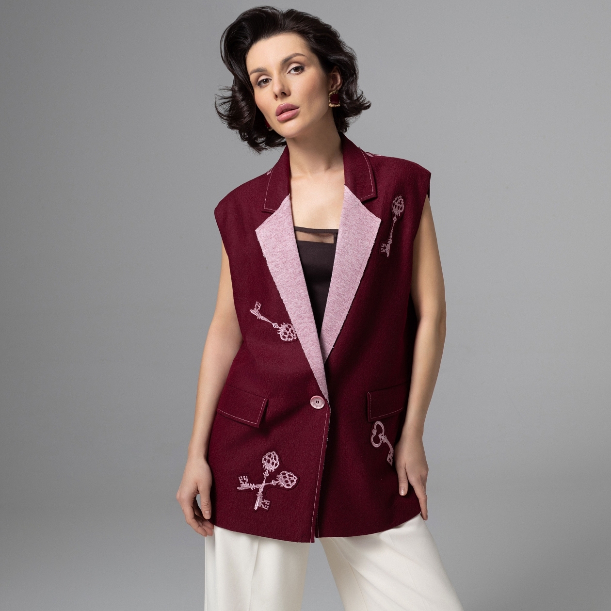 Карьерный взлет (эксклюзив) . Состав: 60% полиэстер, 30% шерсть, 5% спандекс