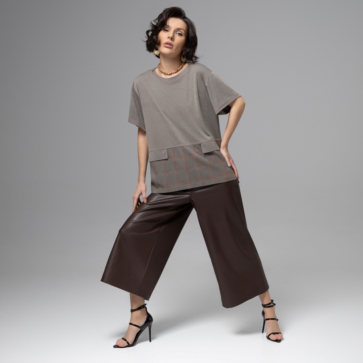 Футболка Стальной взгляд. Состав: 68% п/э, 30% вискоза, 2% спандекс