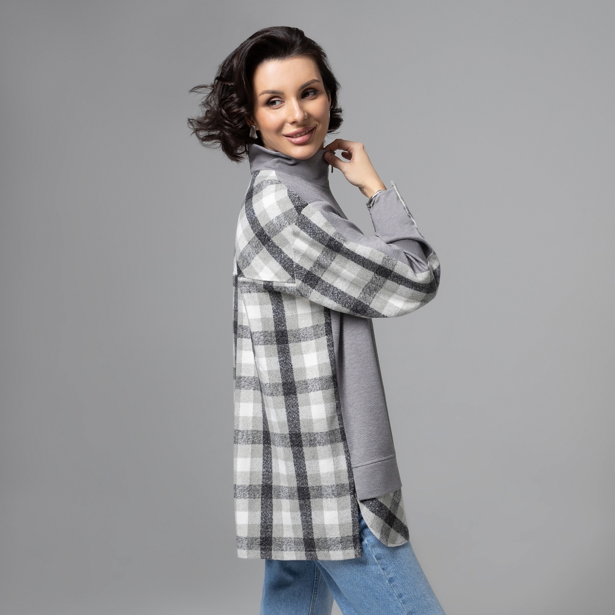 Путешествие начинается (пасмурное небо). Состав: 65% п/э, 30% вискоза, 5% спандекс