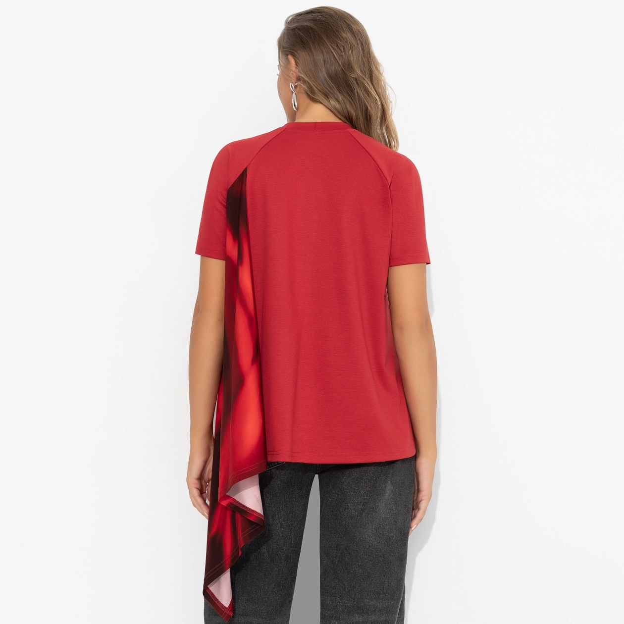 Футболка Я здесь главная. Состав: 75% п/э, 20% вискоза, 5% спандекс