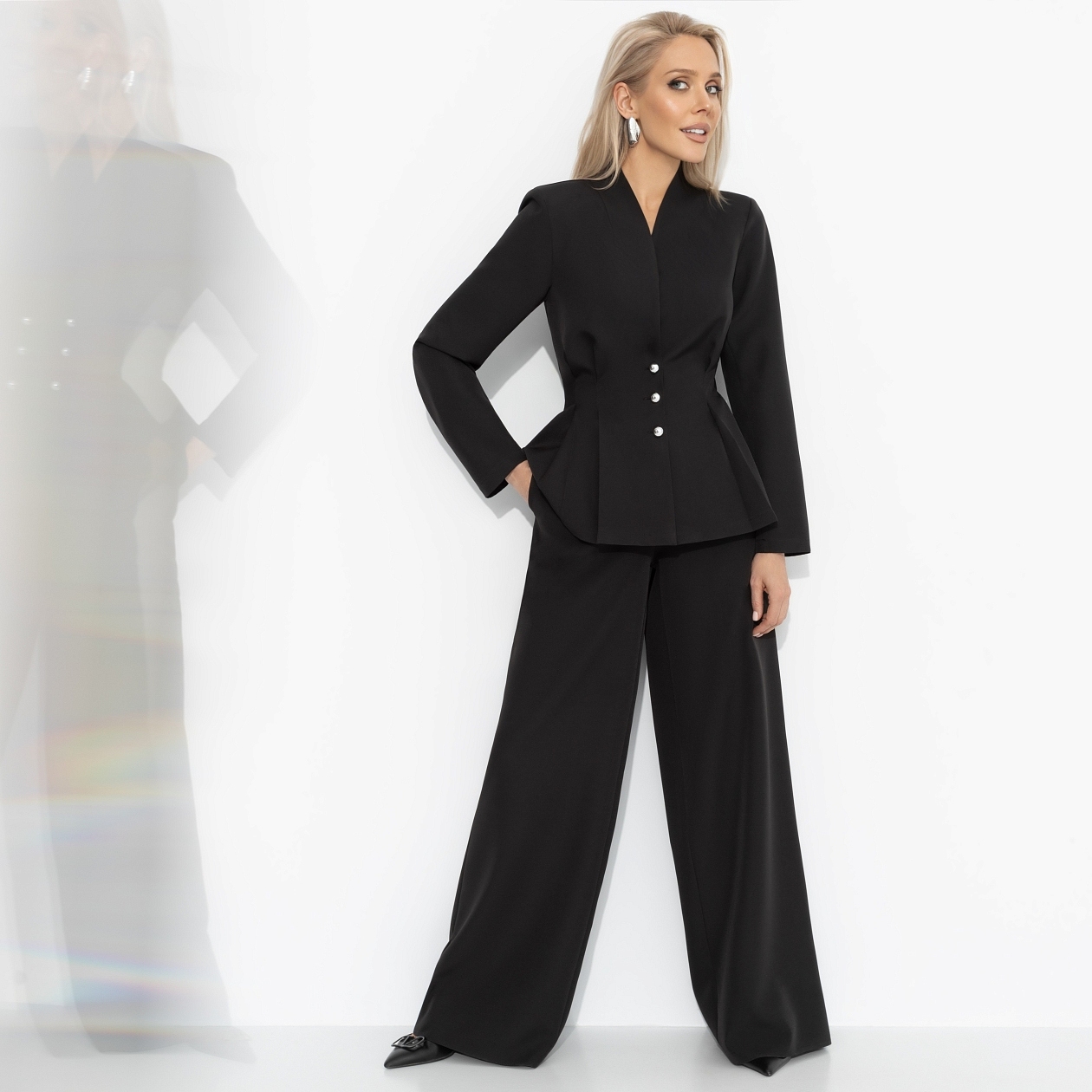 Брючный костюм Время знаков (2 в 1, светская львица). Состав: 95% п/э, 5% эластан