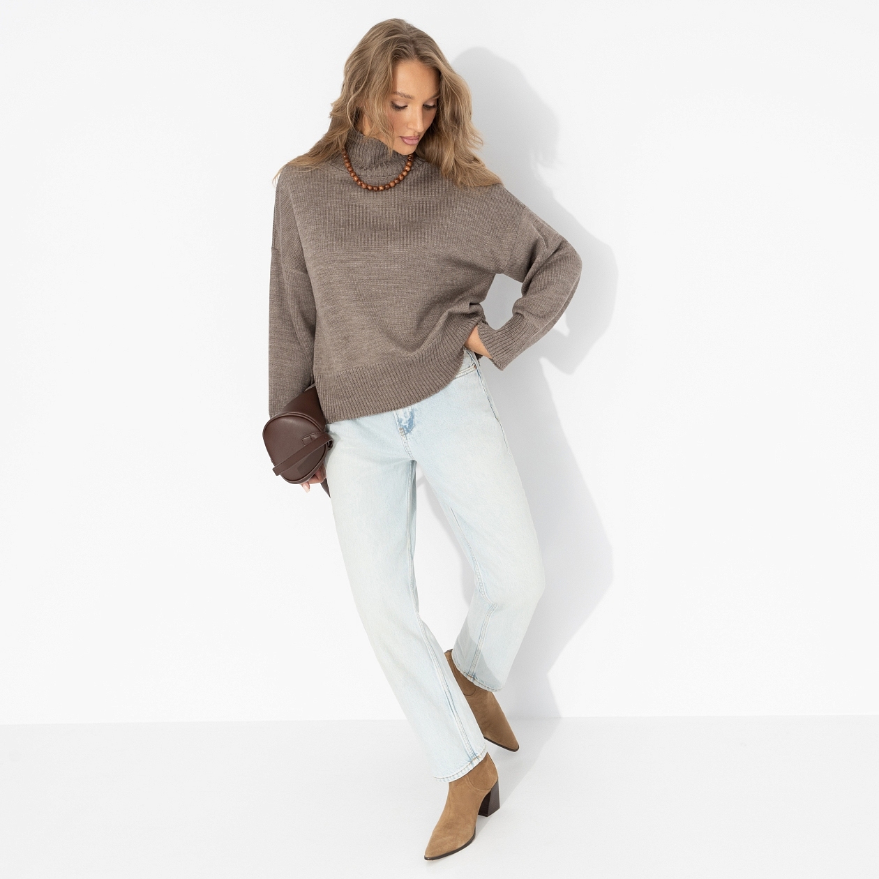 Свежее прочтение (бежевый). Купить женский Джемпер оптом от производителя.