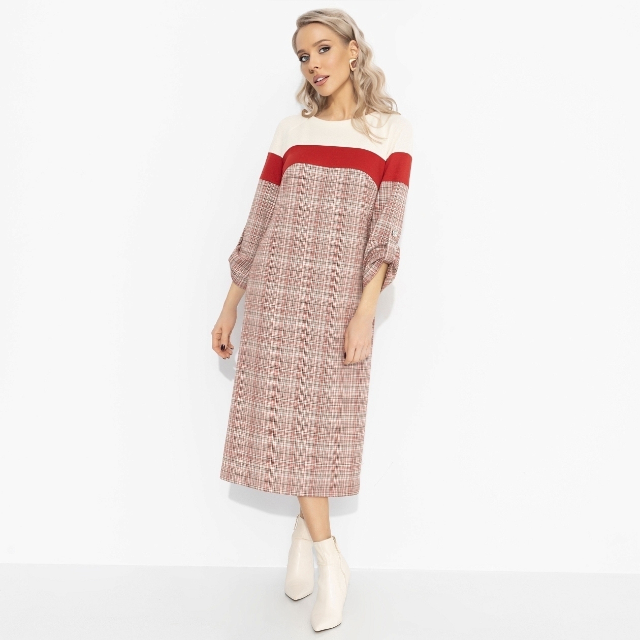 Платье Влюблена в себя (красное). Состав: 65% п/э, 30% вискоза, 5% спандекс