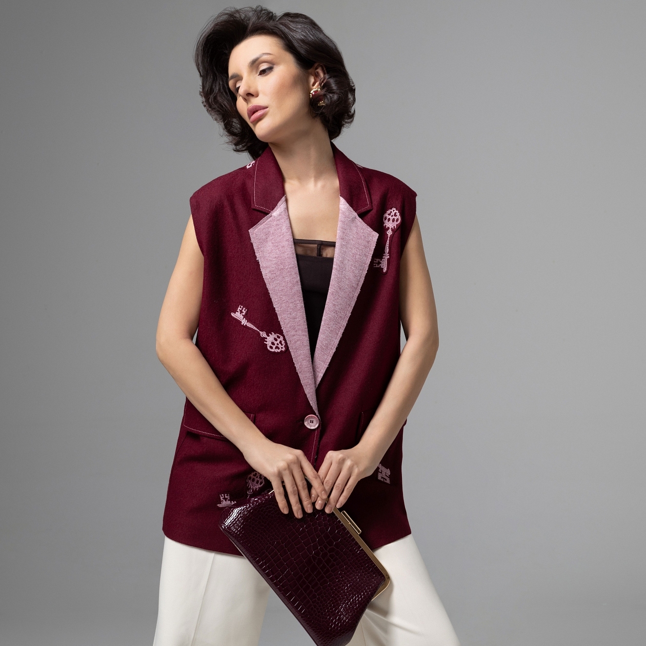 Карьерный взлет (эксклюзив) . Состав: 60% полиэстер, 30% шерсть, 5% спандекс