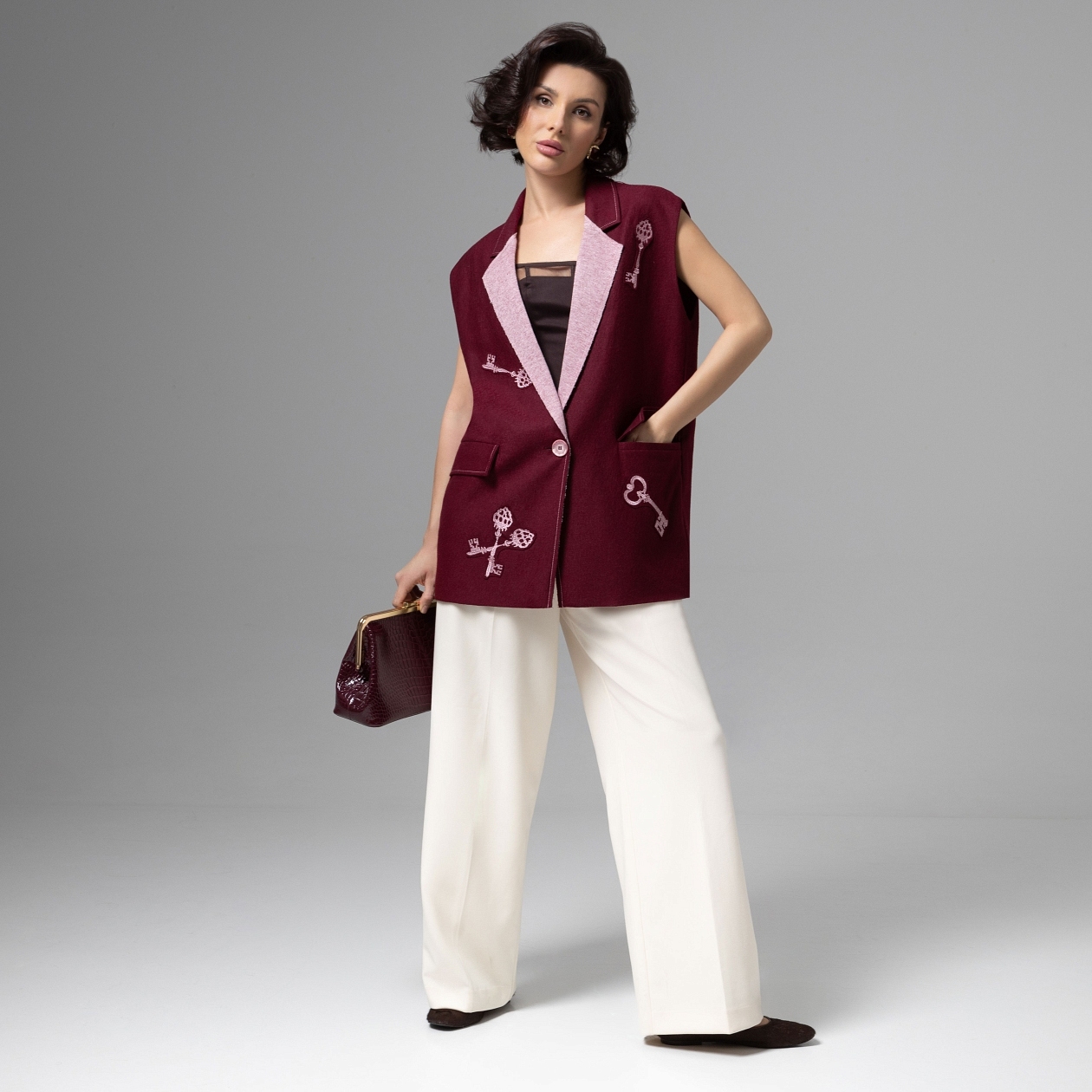 Карьерный взлет (эксклюзив) . Состав: 60% полиэстер, 30% шерсть, 5% спандекс