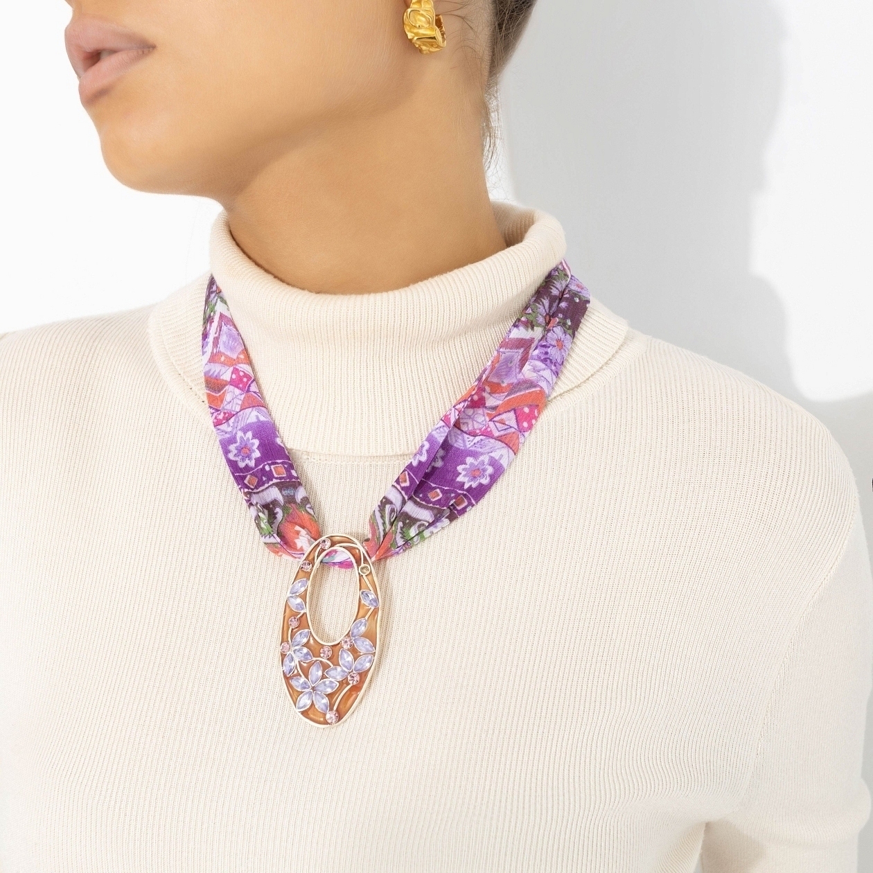 Радость каждый день. Состав: 80% п/э, 15% акриловая смола, 5% металл