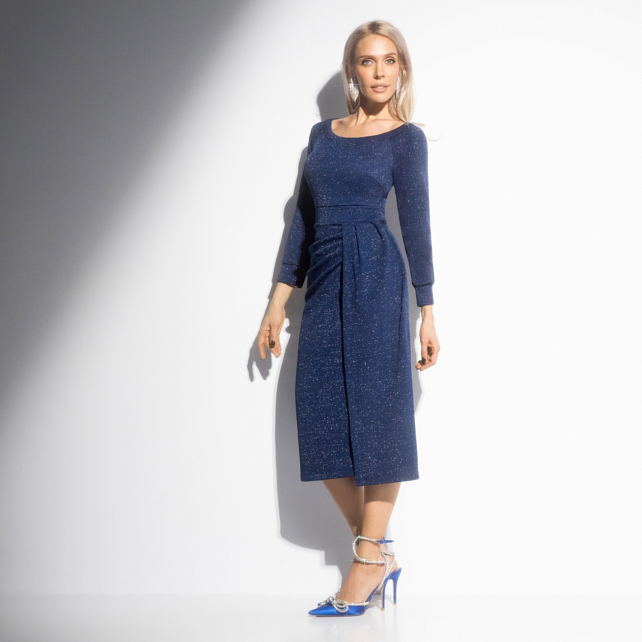 Смотрите на меня (чувственно). Состав: 100% п/э