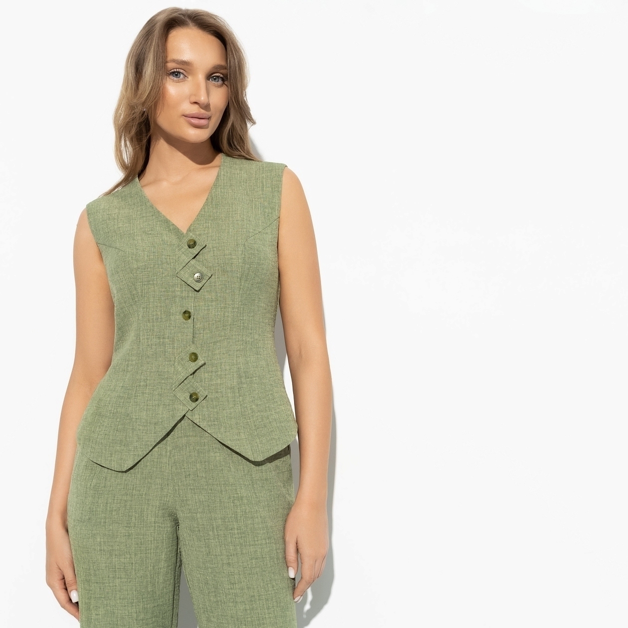 Стильная львица (green). Состав: 80% п/э, 15% лен, 5% спандекс