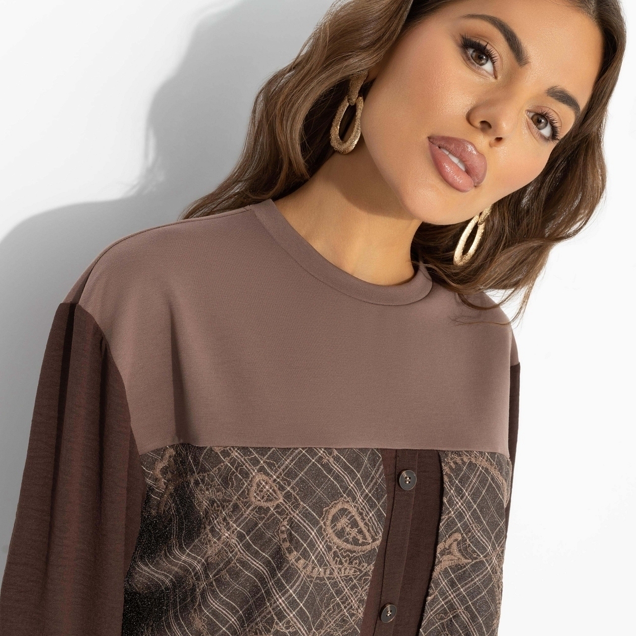 Стиль по-взрослому (браун, нью). Состав: 65% п/э, 30% вискоза, 5% спандекс