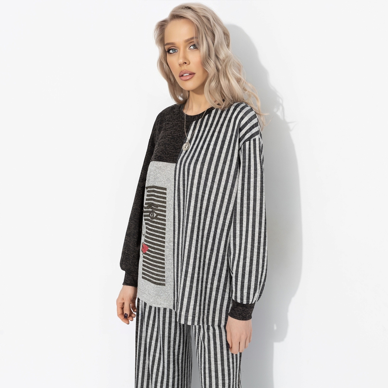 Примерь свободу. Состав: 65% п/э, 30% вискоза, 5% спандекс