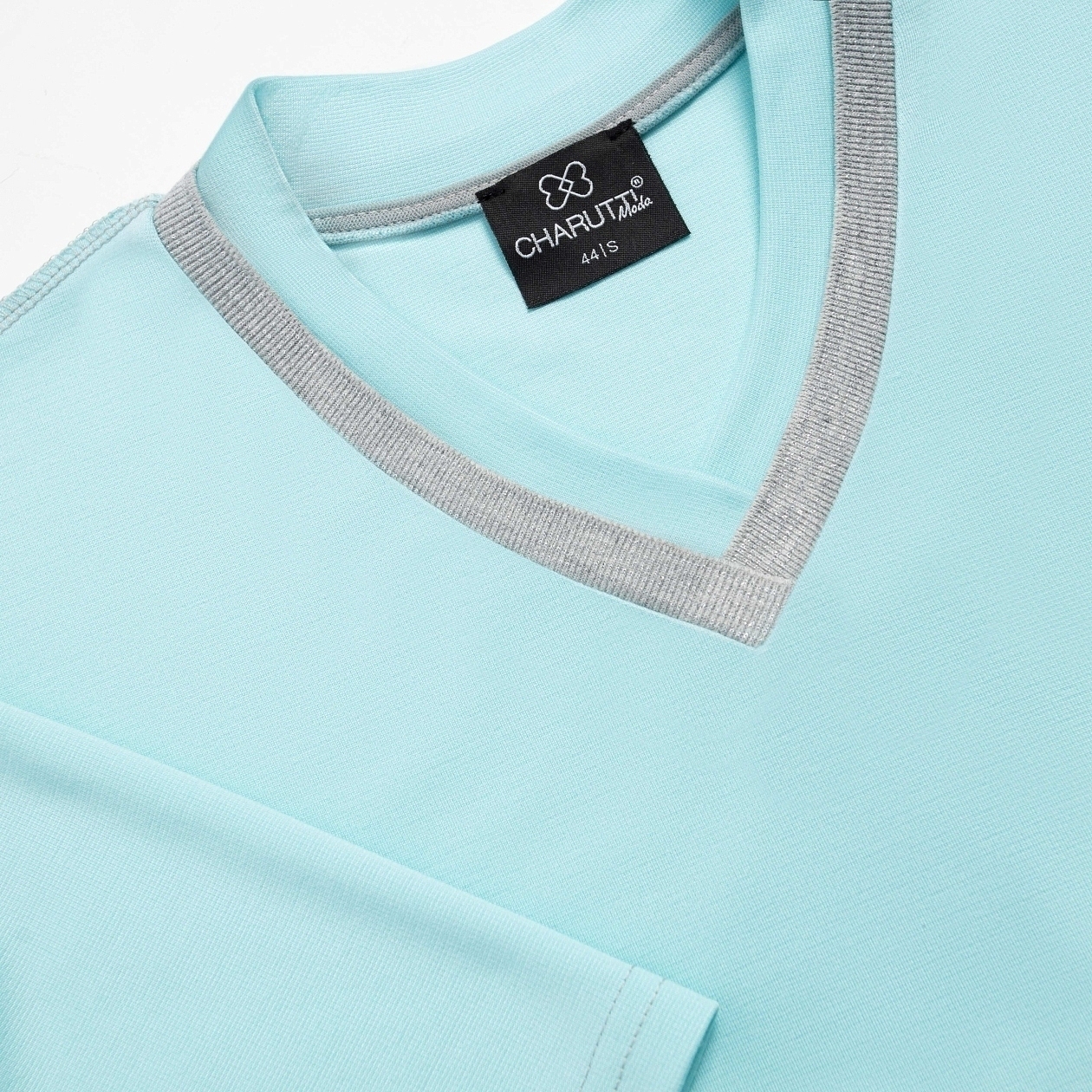 Футболка Элегантность в движении. Состав: 65% п/э, 30% вискоза, 5% спандекс