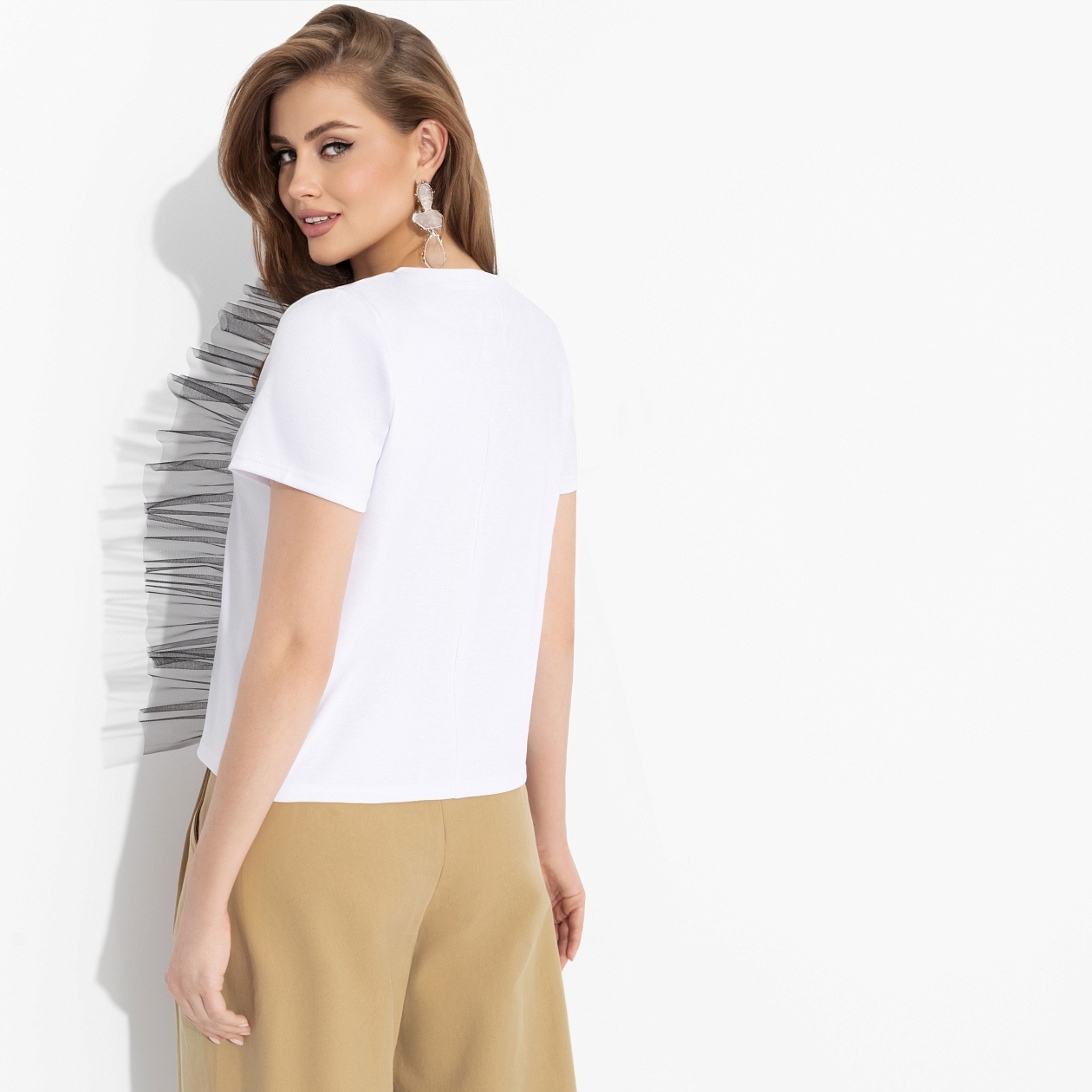 Футболка Завоюй меня (heart). Состав: 65% п/э, 30% вискоза, 5% стрейч