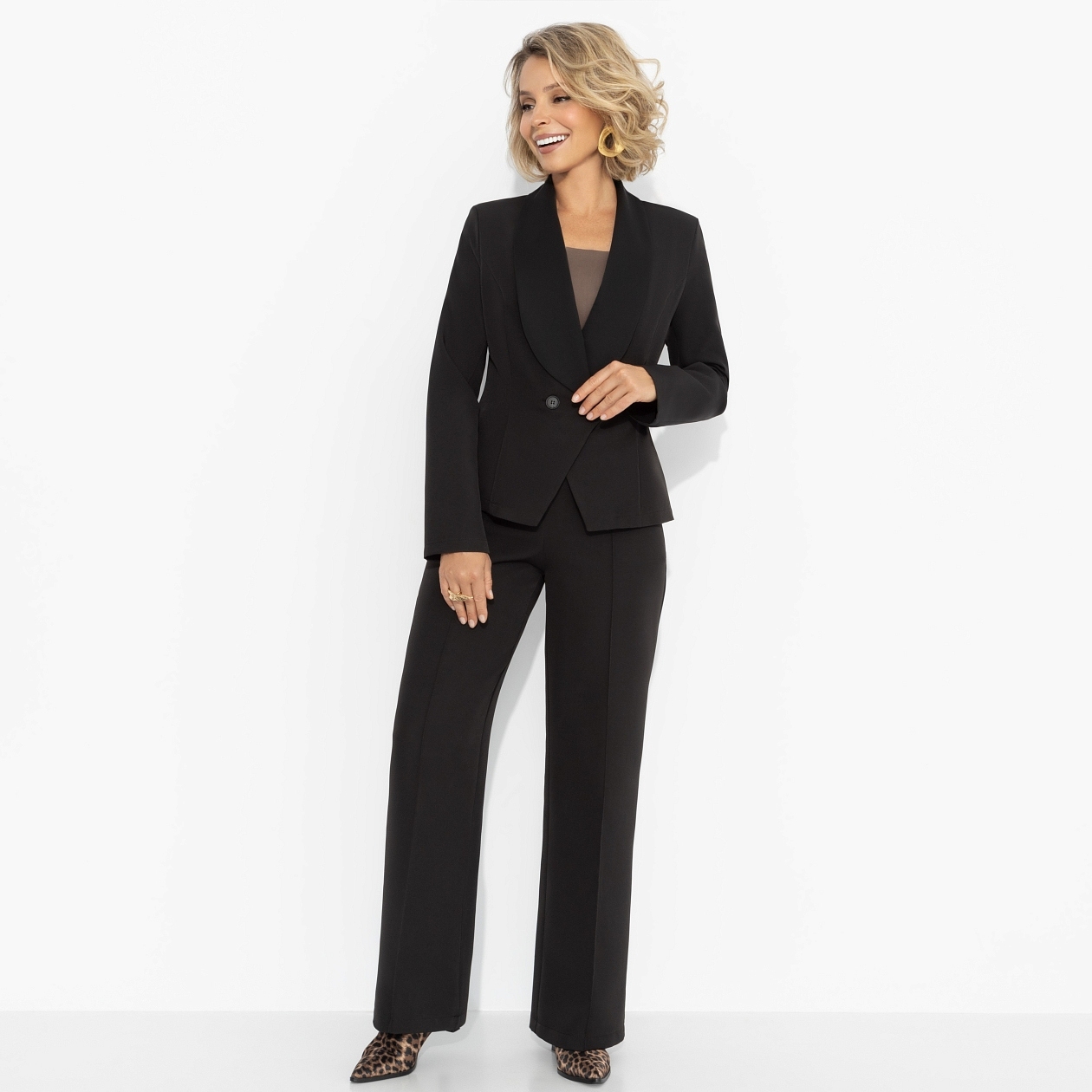 Брюки Модный захват (бизнес). Состав: 60% п/э, 37% вискоза, 3% спандекс