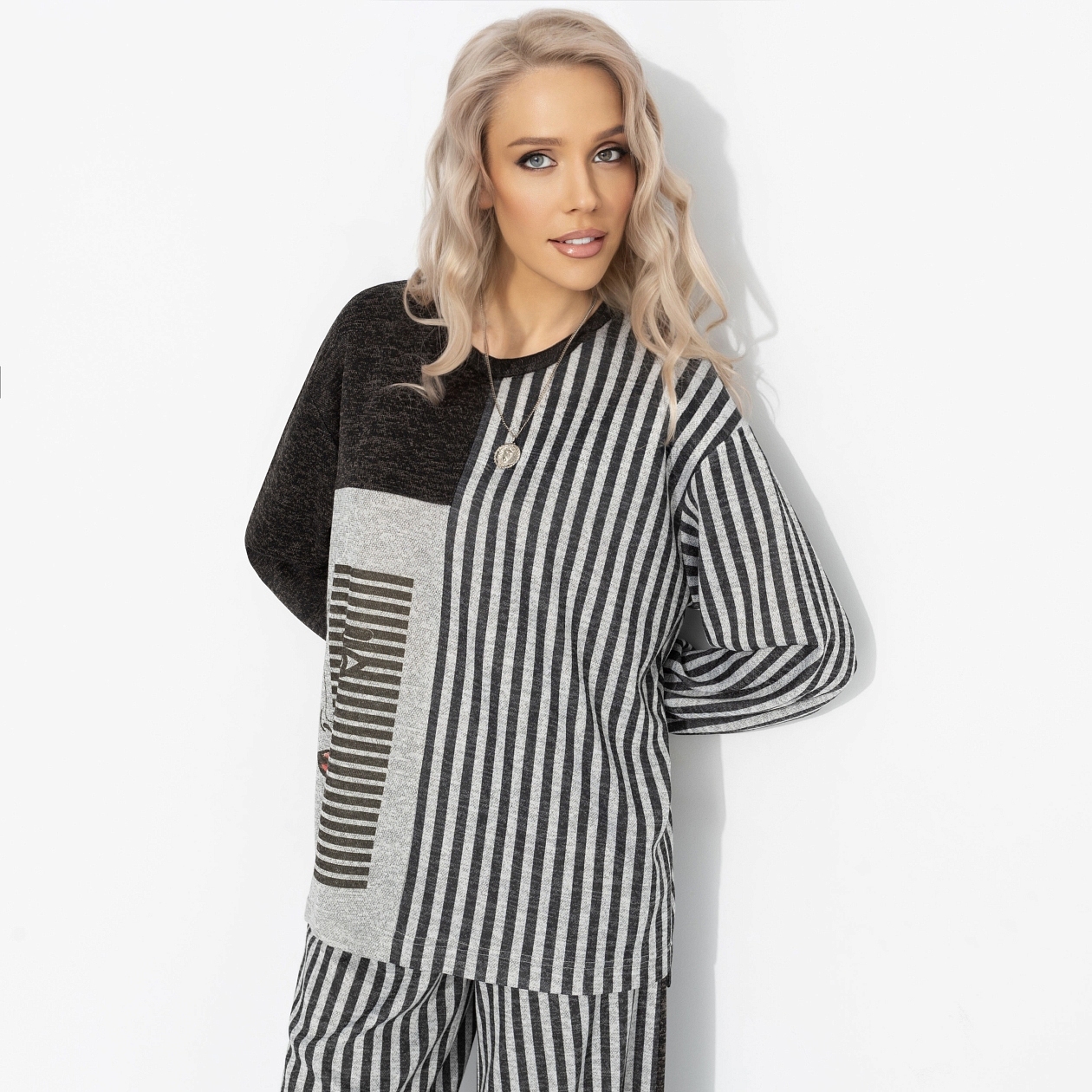 Примерь свободу. Состав: 65% п/э, 30% вискоза, 5% спандекс