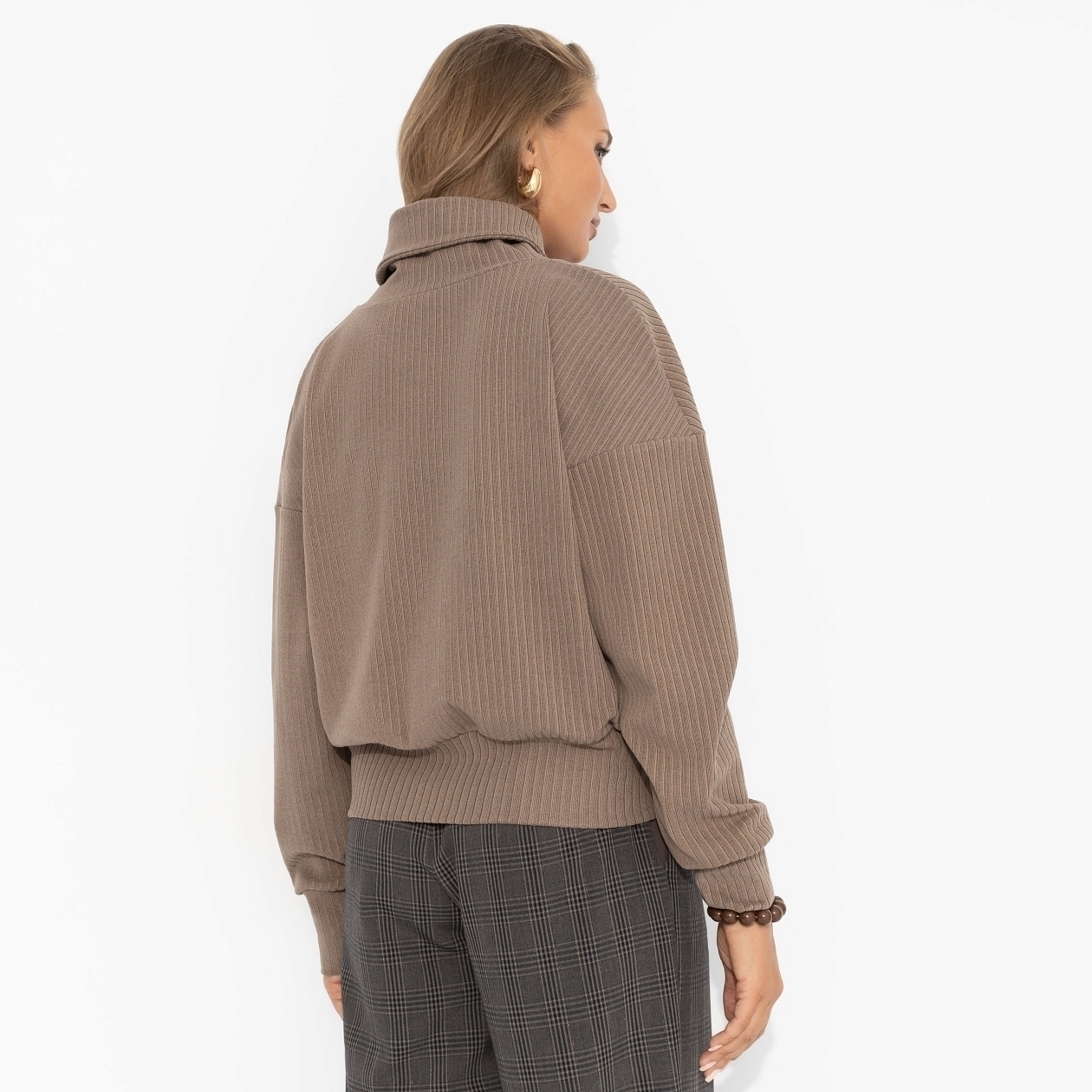 Свежий импульс. Купить женский Джемпер оптом от производителя.