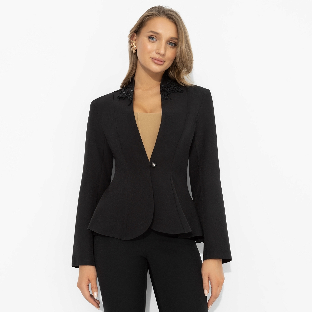 Жакет Красиво быть смелой. Состав: 95% полиэстер, 5% эластан