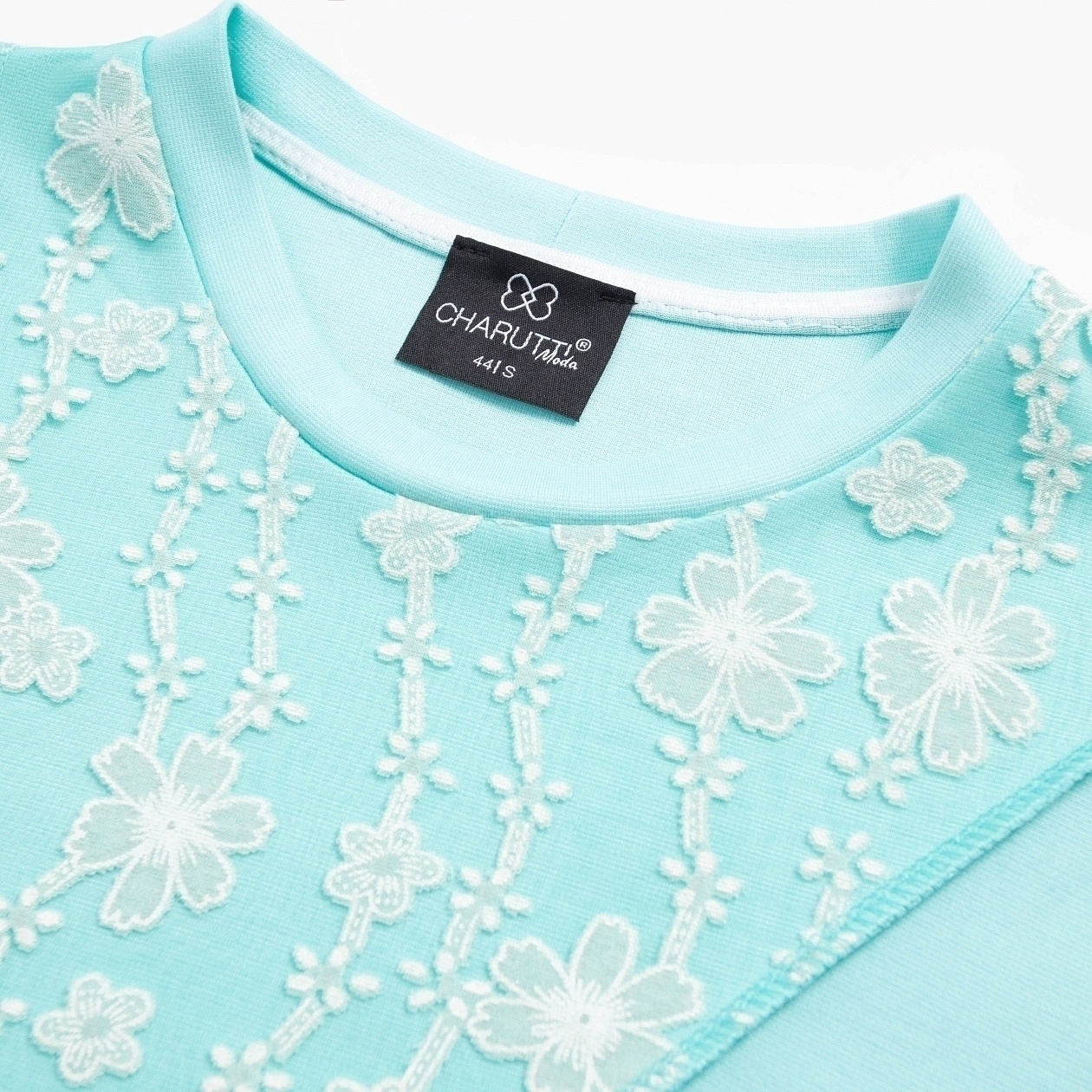 Границы нежности (ветер желаний). Состав: 50% п/э, 30% вискоза, 15% нейлон, 5% спандекс