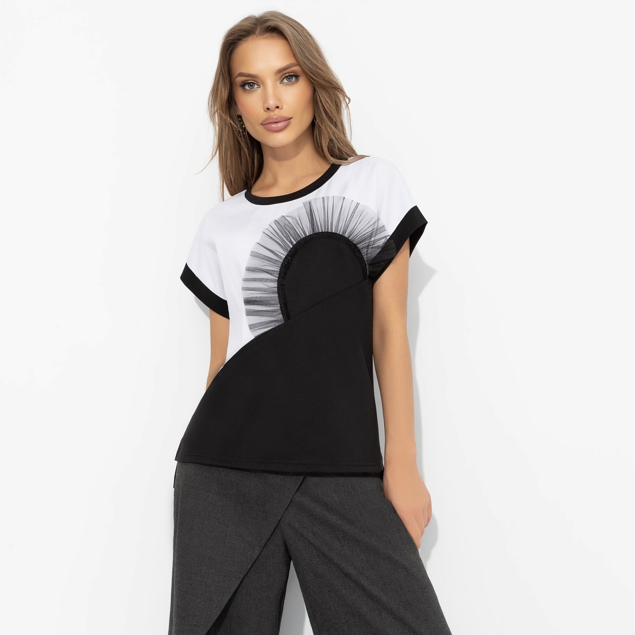 Футболка Хочу чуда. Состав: 65% п/э, 30% вискоза, 5% стрейч