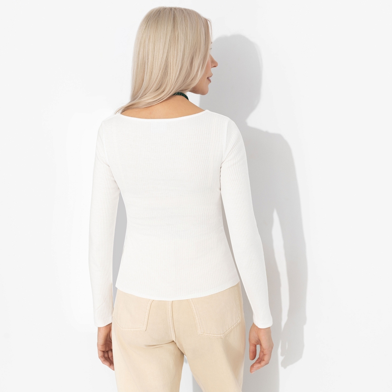 Лонгслив Обнять взглядом. Состав: 97% хлопок, 3% лайкра