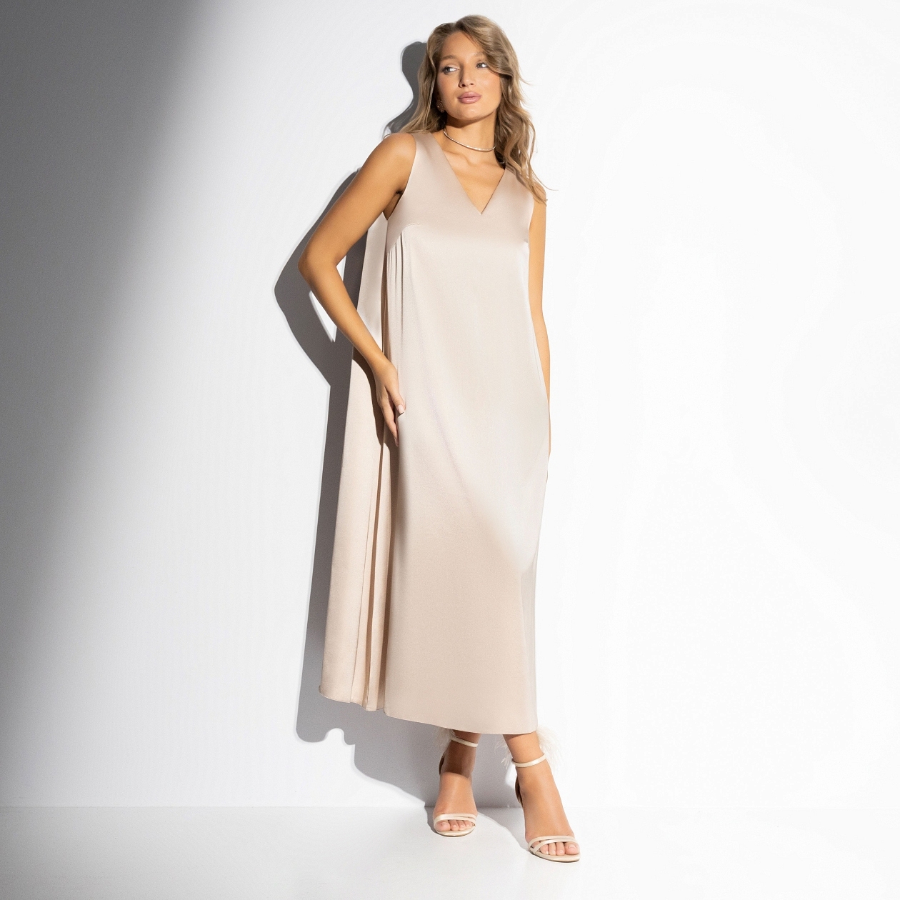 Платье Стройность в комплекте (глянец). Состав: 65% п/э, 30% вискоза, 5% эластан