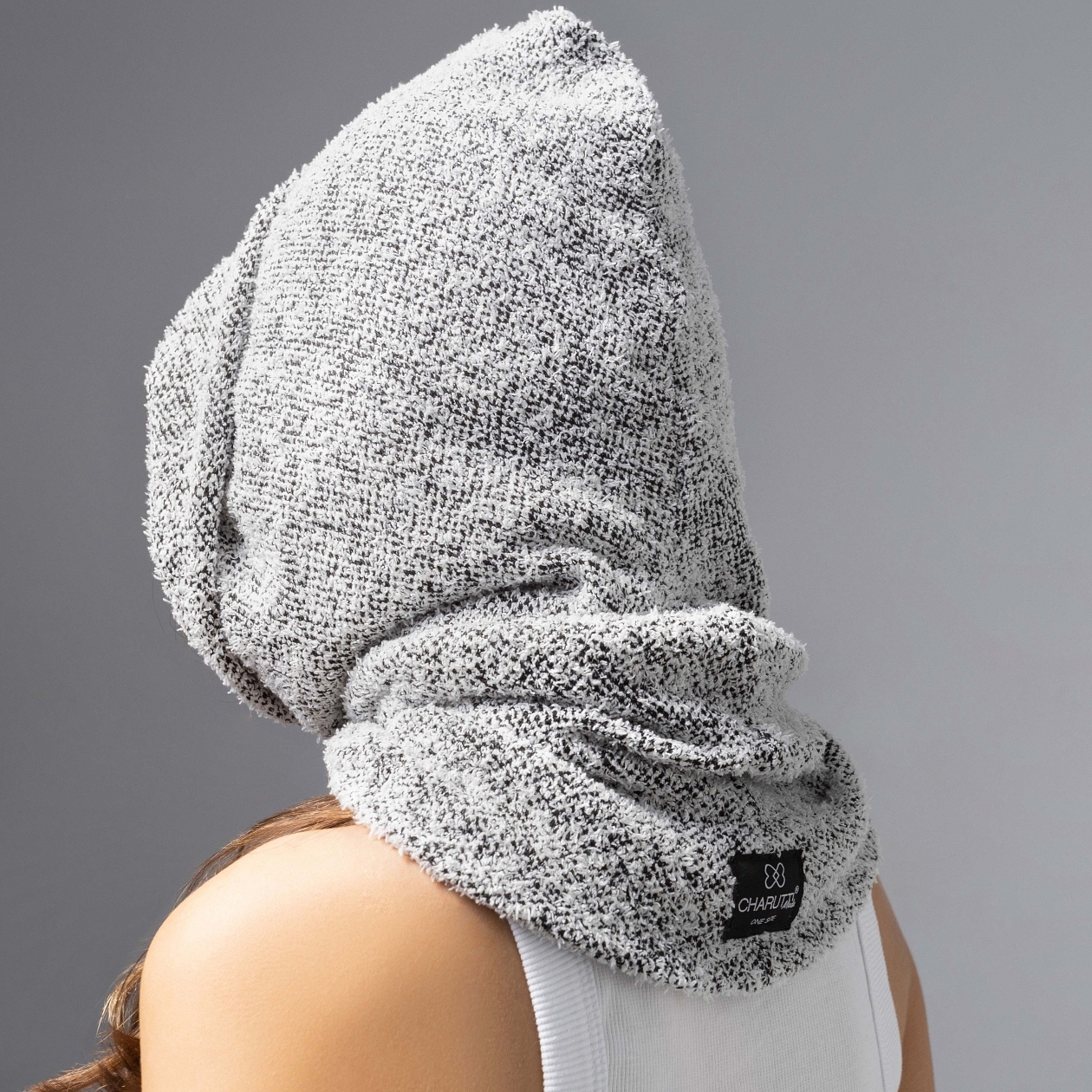 Магия прикосновений. Состав: 65% п/э, 30% вискоза, 5% спандекс