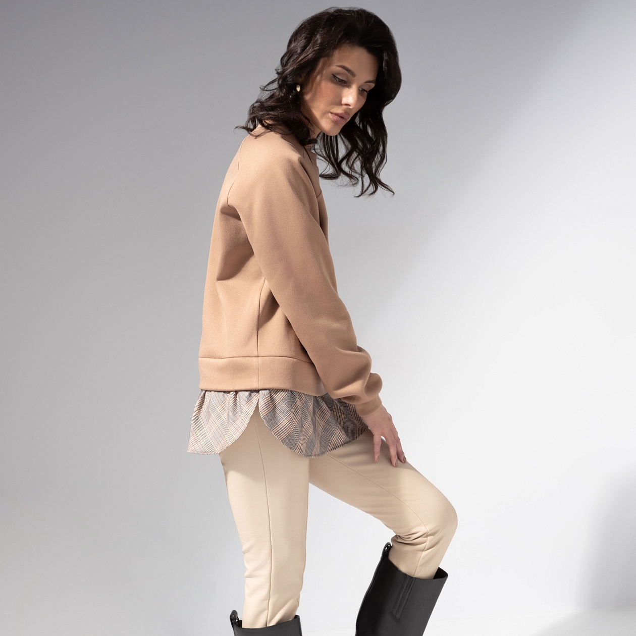 Светлый момент. Купить женские платья оптом от производителя. Светлый момент. Состав: 50% п/э, 48% вискоза, 2% спандекс