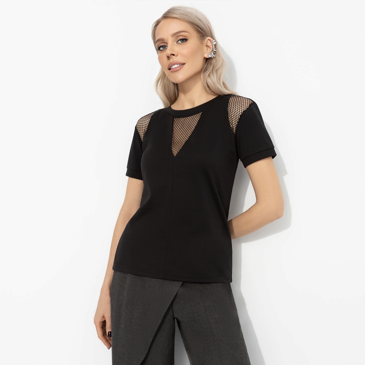 Искра любви. Состав: 65% п/э, 30% вискоза, 5% стрейч