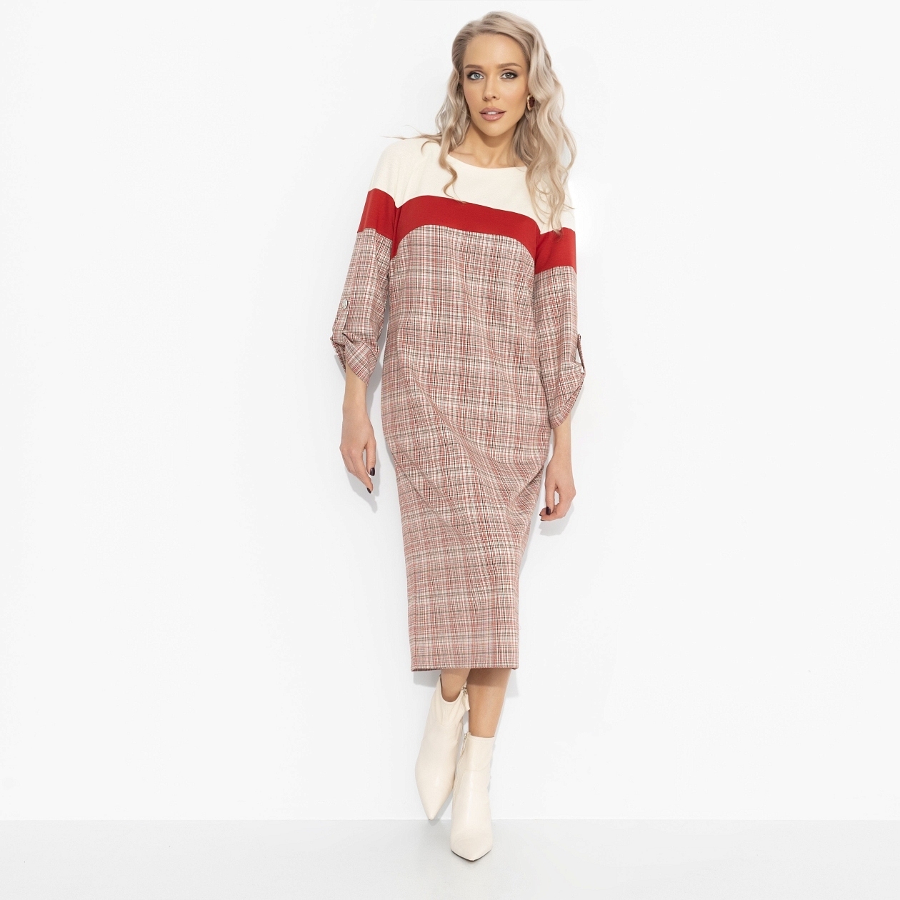 Платье Влюблена в себя (красное). Состав: 65% п/э, 30% вискоза, 5% спандекс