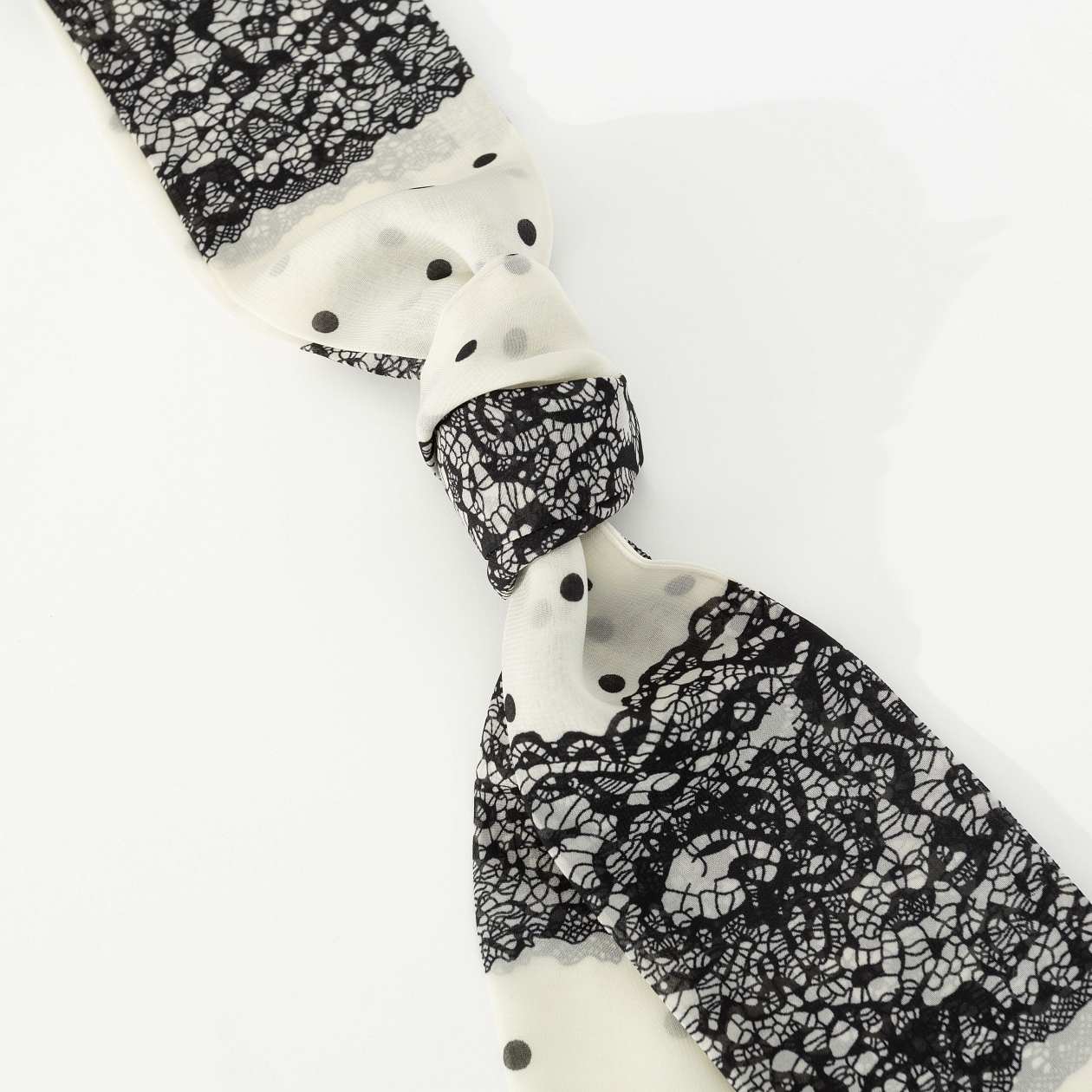 Лента Твилли (загадка судьбы). Состав: 100% п/э