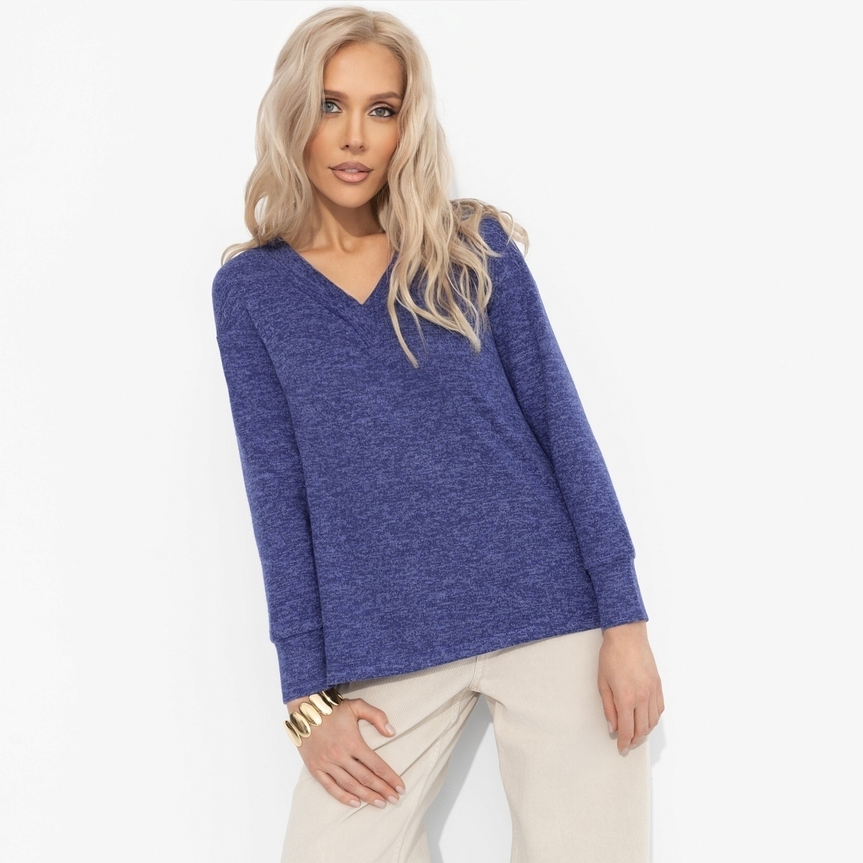 Лонгслив Мелодия цвета. Состав: 65% п/э, 30% вискоза, 5% эластан