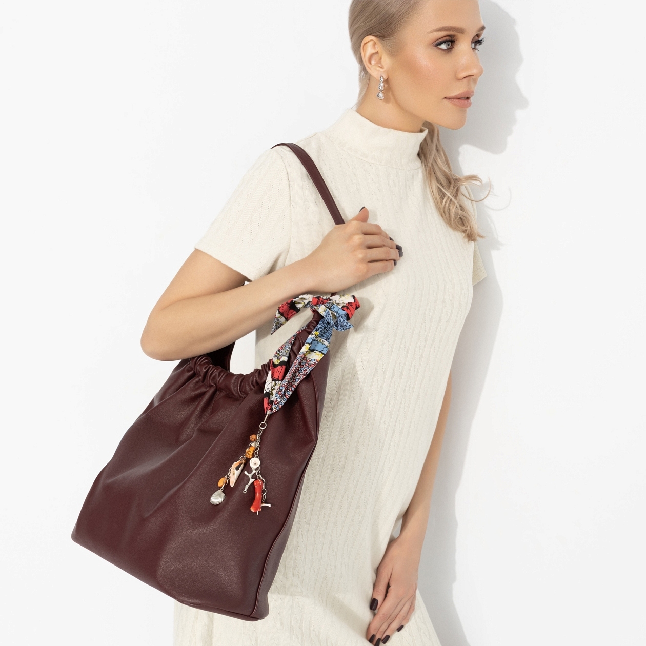 Полнота жизни. Состав: 100% п/э