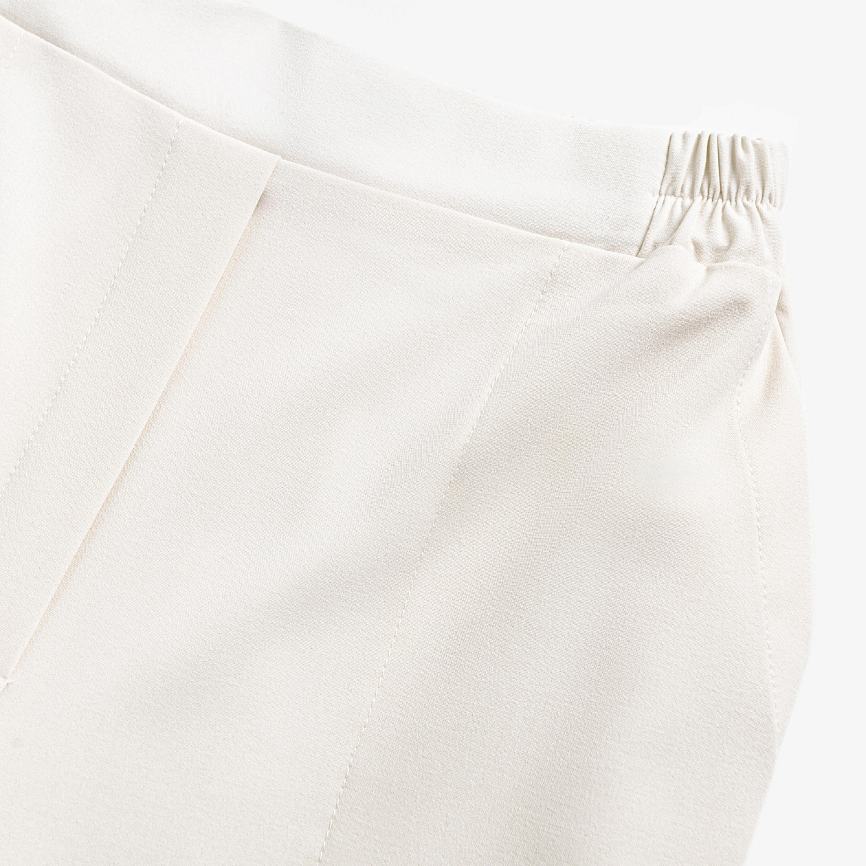 Брючный костюм На шаг впереди моды. Состав: 50% вискоза, 45% п/э, 5% спандекс