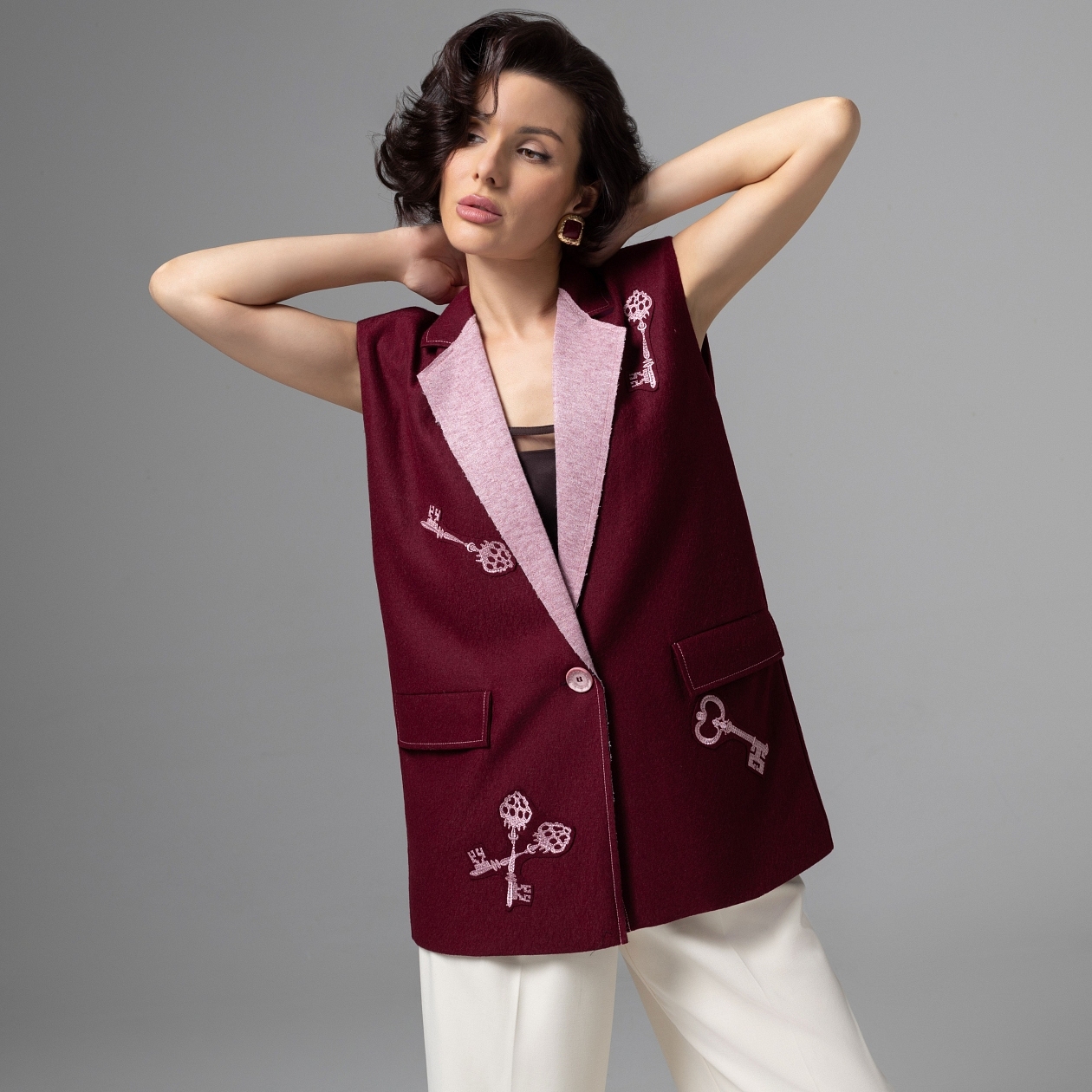 Карьерный взлет (эксклюзив) . Состав: 60% полиэстер, 30% шерсть, 5% спандекс