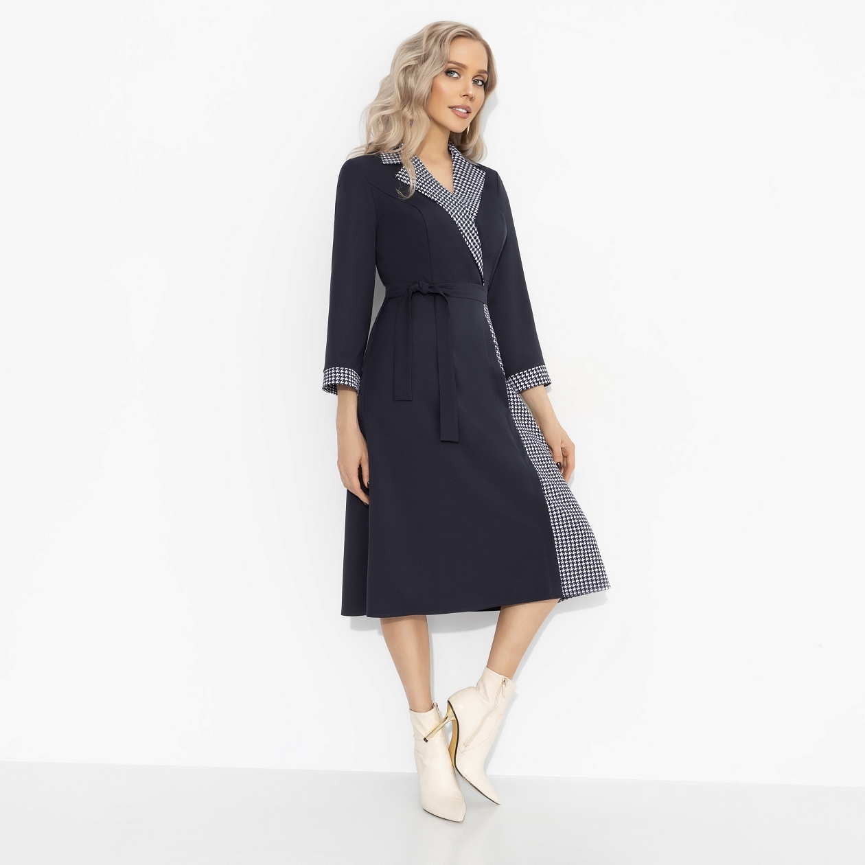 Платье Образ вне закона. Состав: 95% п/э, 5% эластан