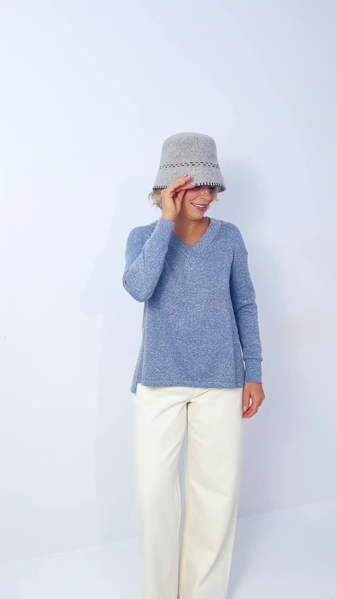 Мелодия цвета (голубой)