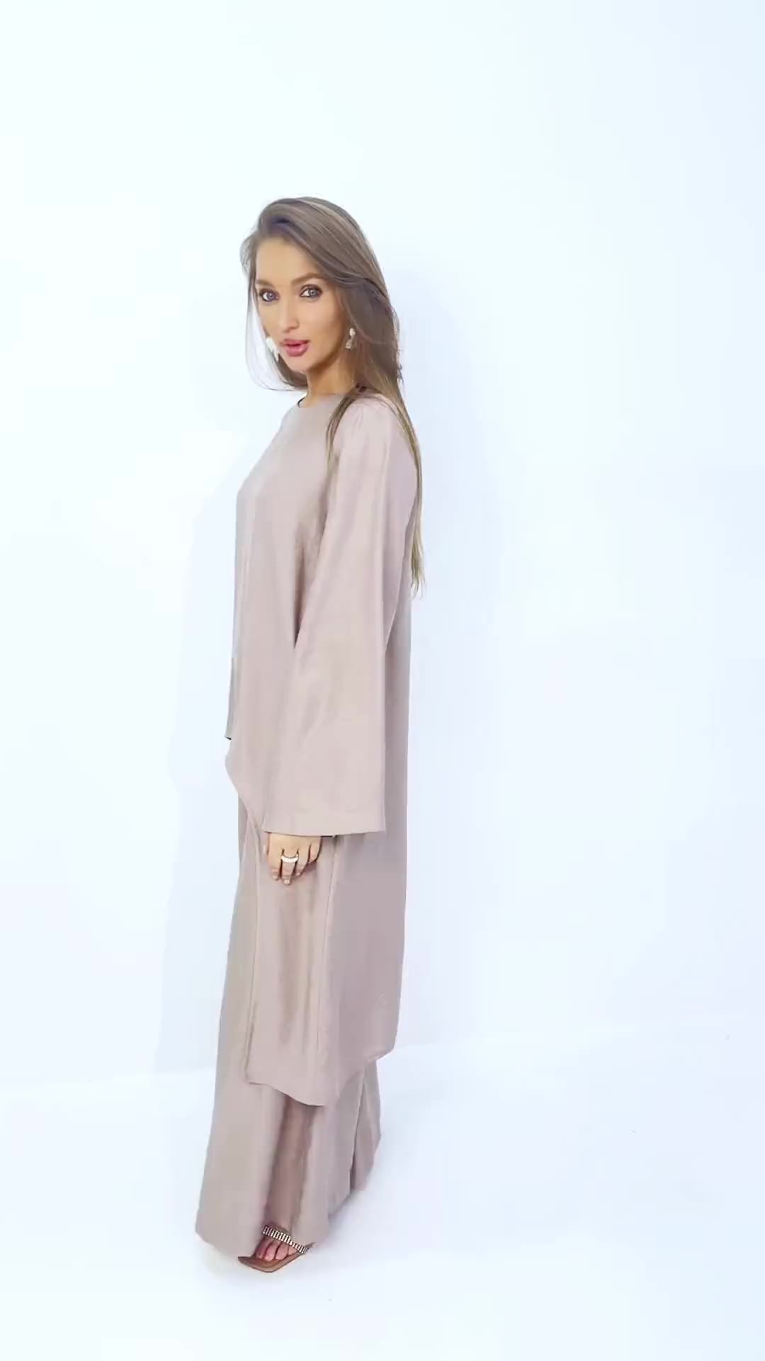 Легко и смело (серебристо-розовая)